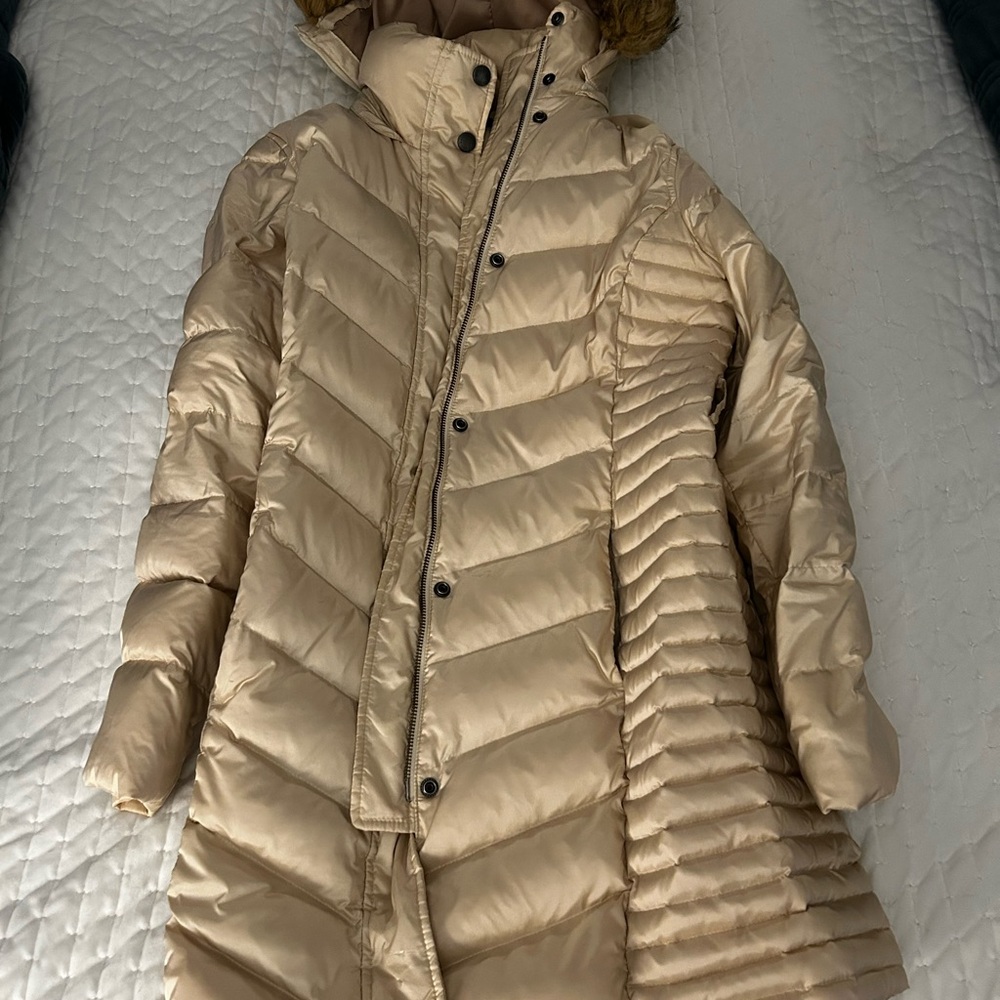 Brooks Brothers Women's Cream Puffer Jacket